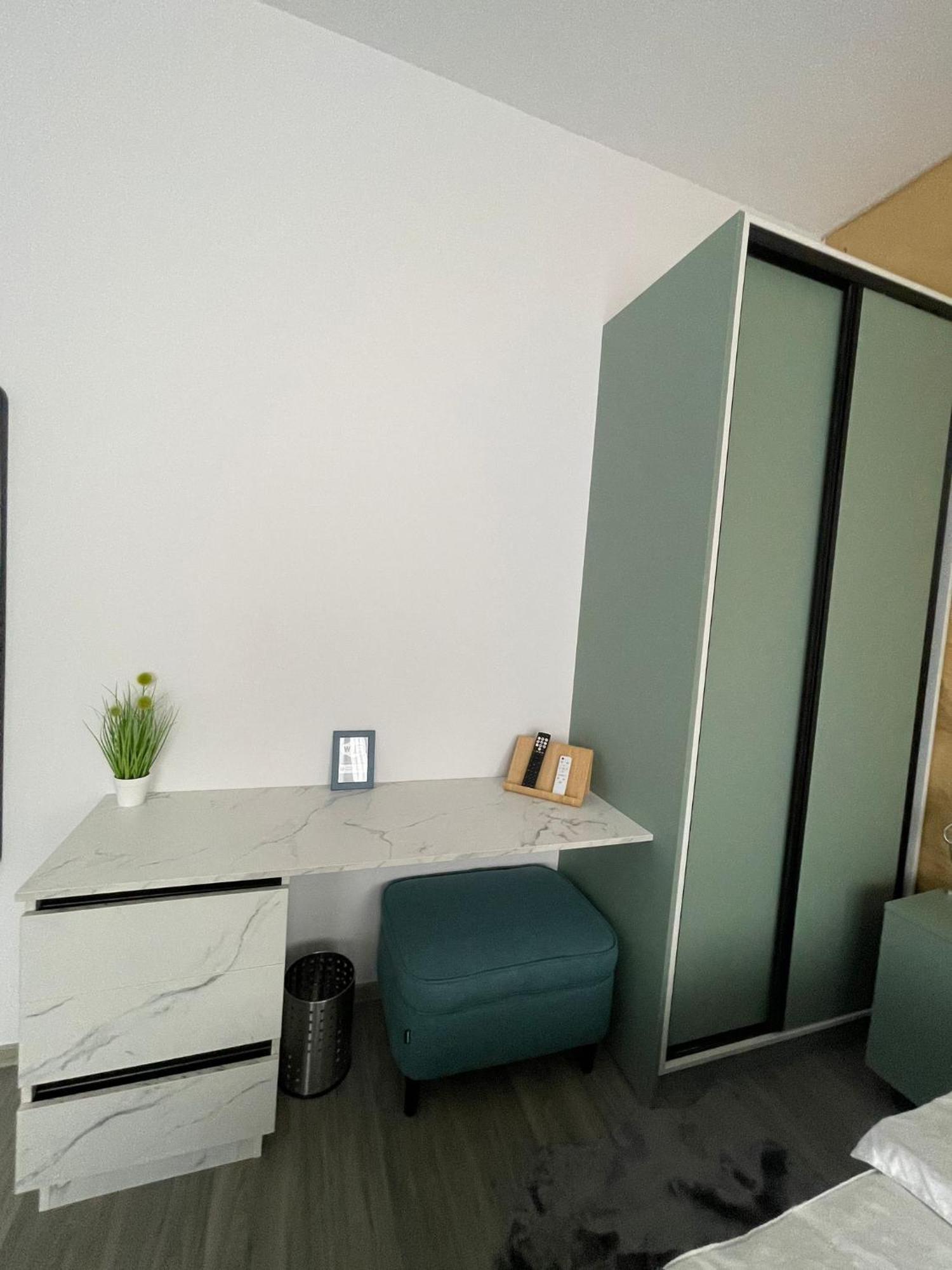Style Victoria Apartment